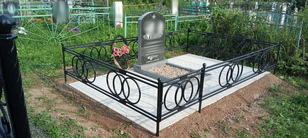 Памятник 2 полукруглый
